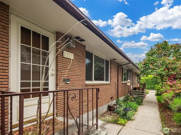 3207 NW 64th Street, Seattle, WA 98107