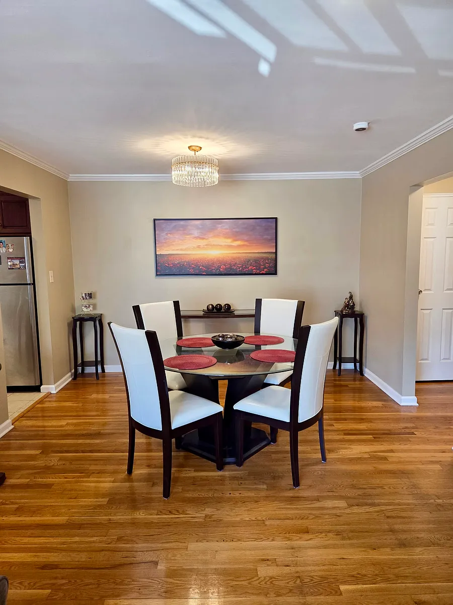 Building Photo - 388 Hoover Ave #162