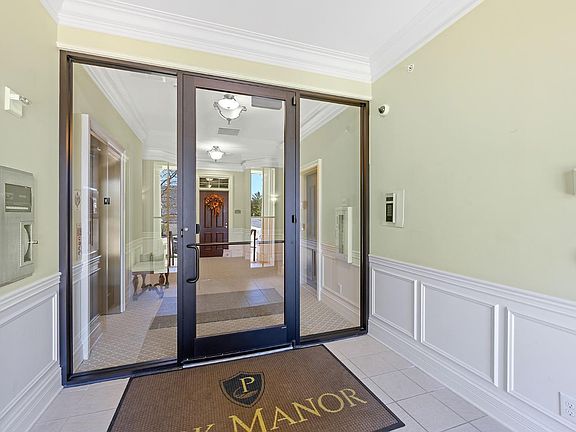 3rd image of 9606 Park Manor Blvd #203