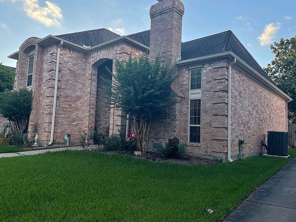 1st image of 20730 Park Bend Dr