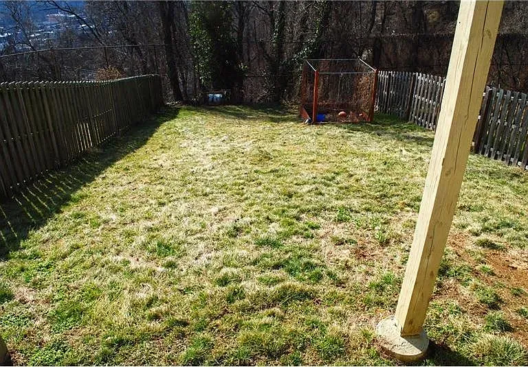 1611 Meadville St — Photo 8