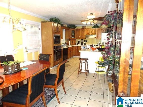 4th image of 460 Roseta Dr