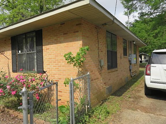 3rd image of 1133 Margaret St
