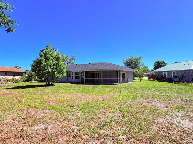 20515 Macon Pkwy — Photo 39
