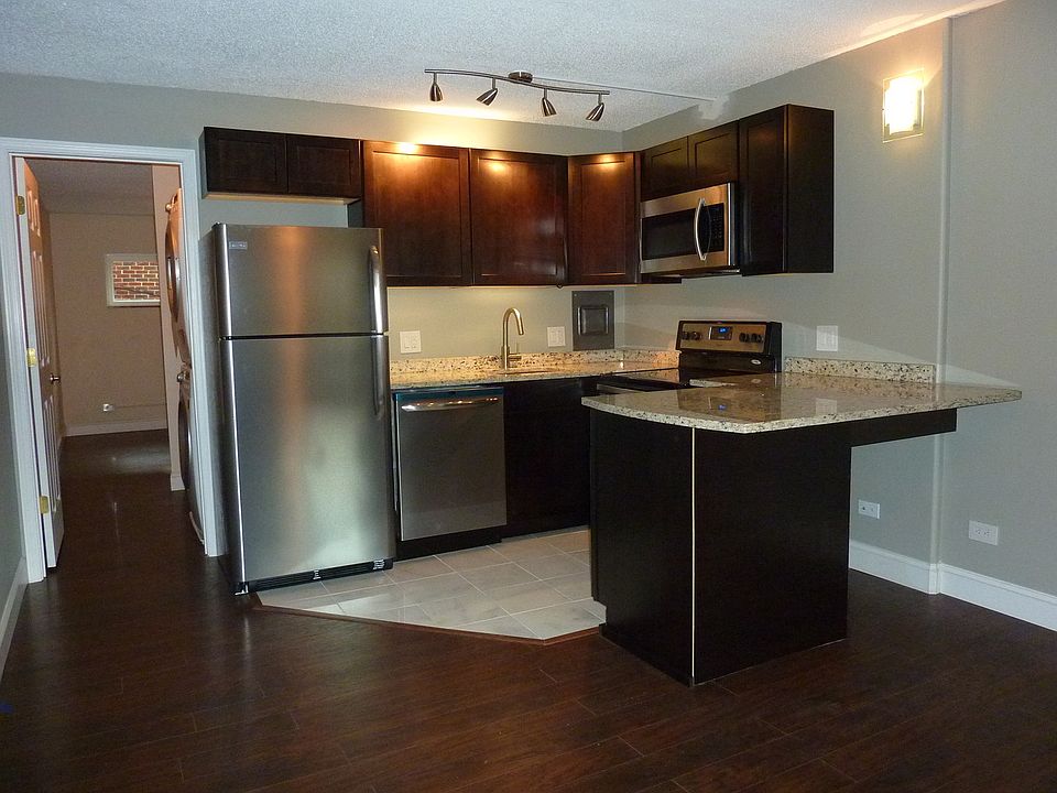 1st image of 510 14th St APT 207
