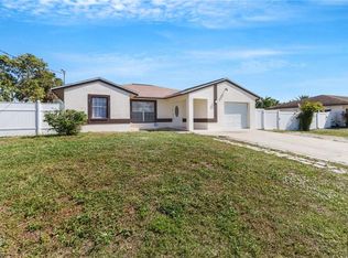 2540 47th Ter SW, Naples, FL 34116