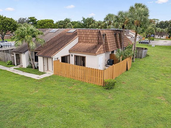 3rd image of 4132 Palm Bay Circle #D