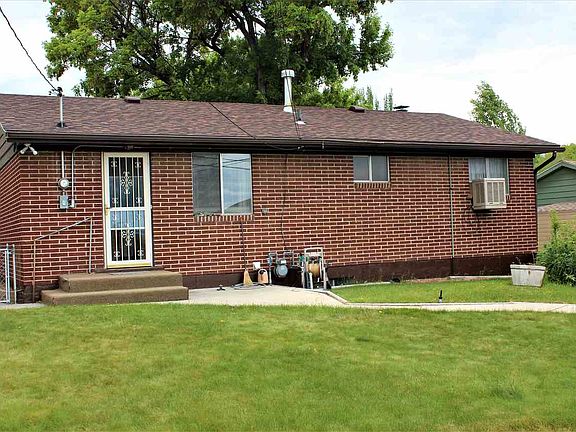 5th image of 1317 Palisades Way