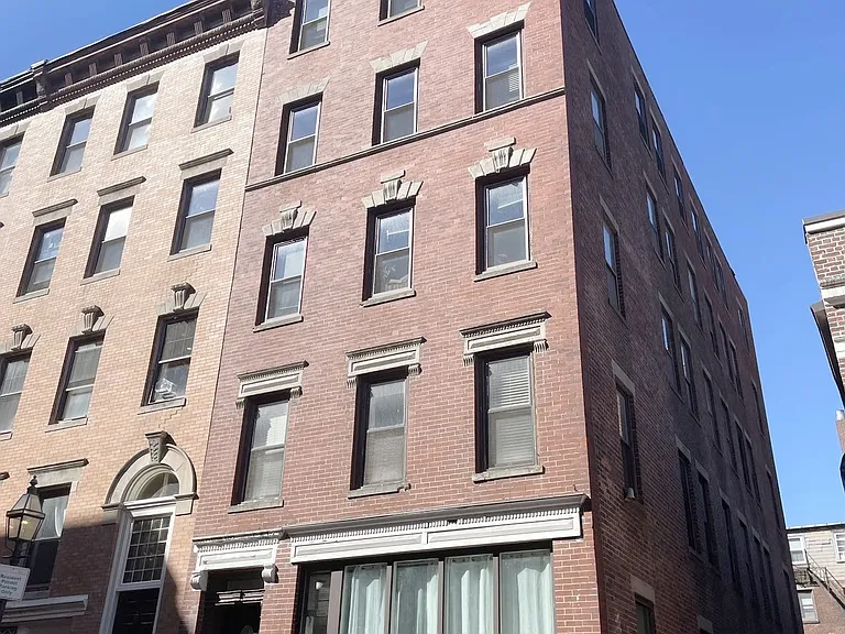 5 Grove St #6 — Photo 4