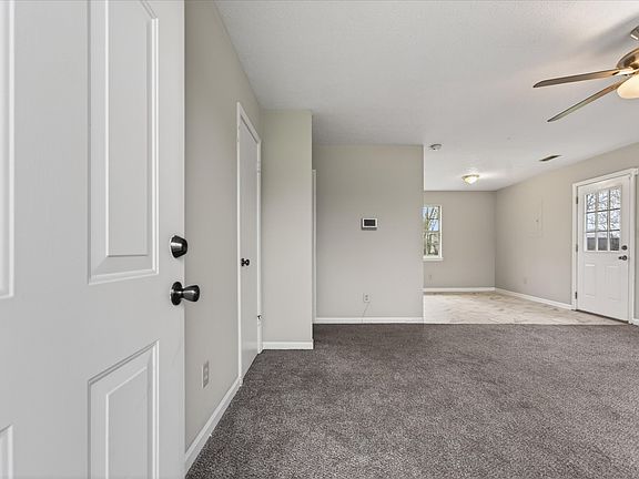 4th image of 140 New Gritton Ave