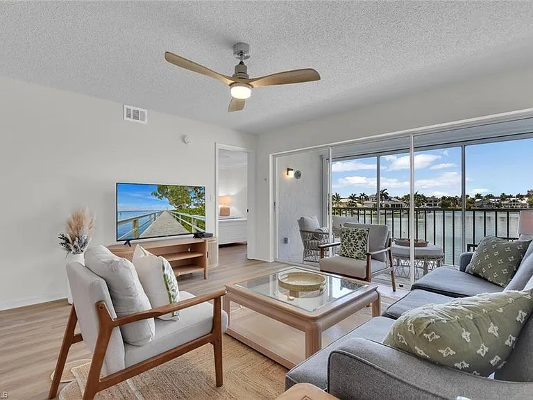 10682 Gulf Shore Dr #C-205 — Photo 1