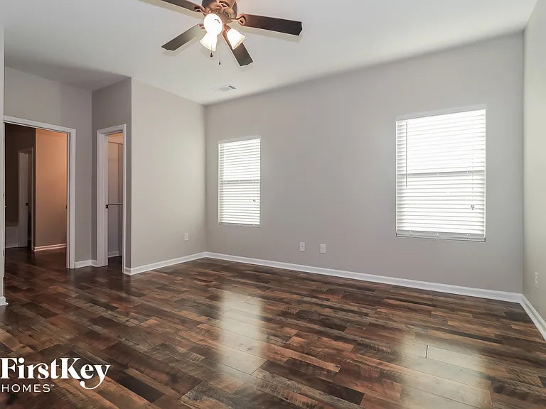 109 Caledonian Cir — Photo 10