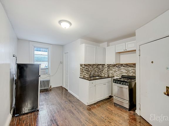 4th image of 488 9th Ave APT 5N