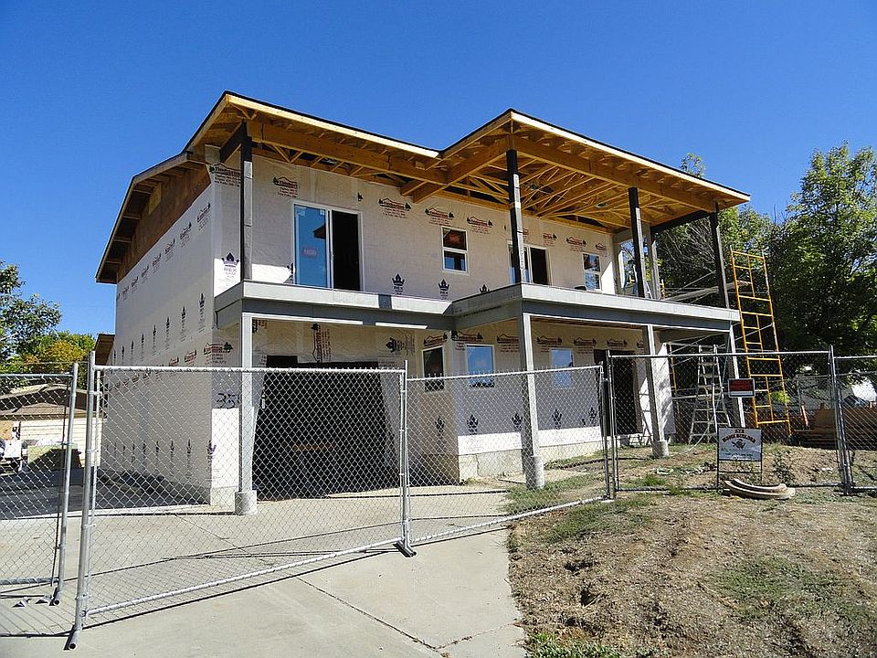 2nd image of 354 Taylor St