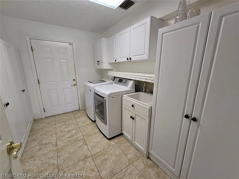 2922 Wynstone Dr — Photo 21