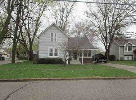 1st image of 403 E Orleans St