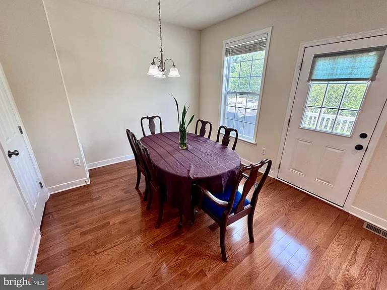1008 Wicklow Dr — Photo 14