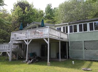 163 Gap View Dr, Long Pond, PA