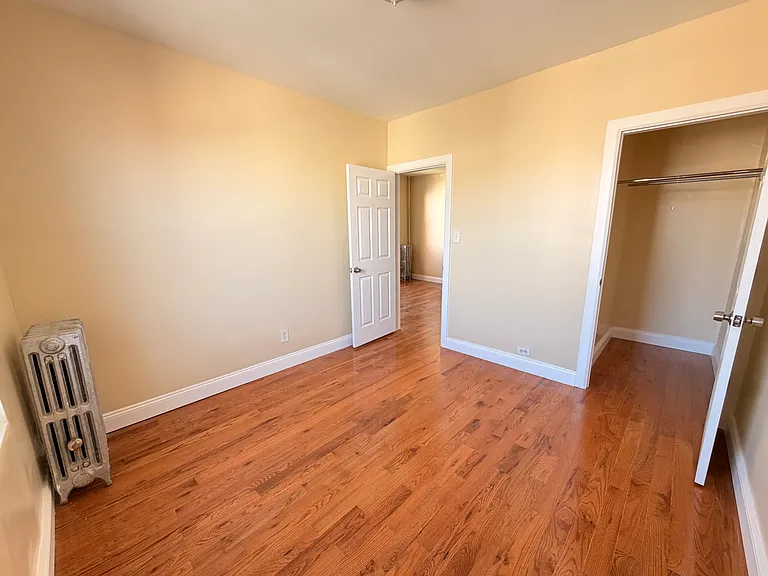1965 Hobart Ave #2 — Photo 6