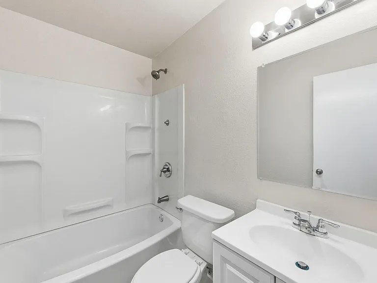 2204 Donahue Ln #B — Photo 17
