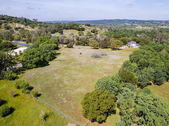2nd image of 4915 Salmon Falls Rd