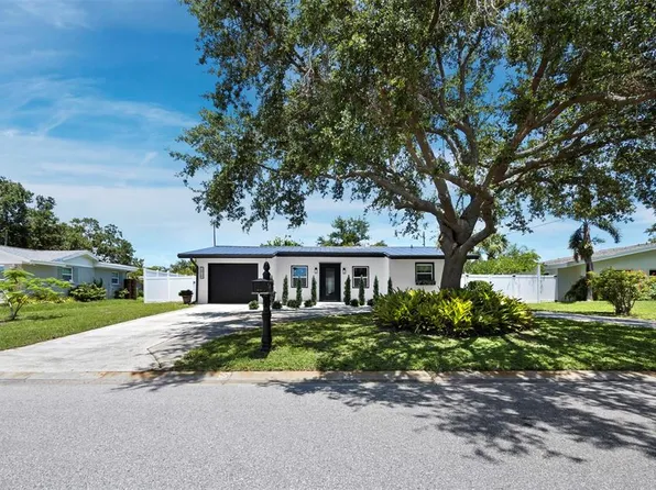 3439 Fair Oaks Pl, Sarasota, FL 34239