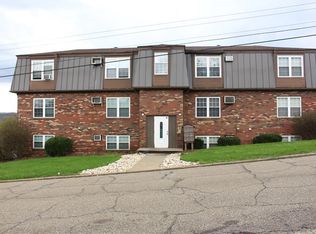 230 Hallock Ave APT 12, Mingo Junction, OH 43938