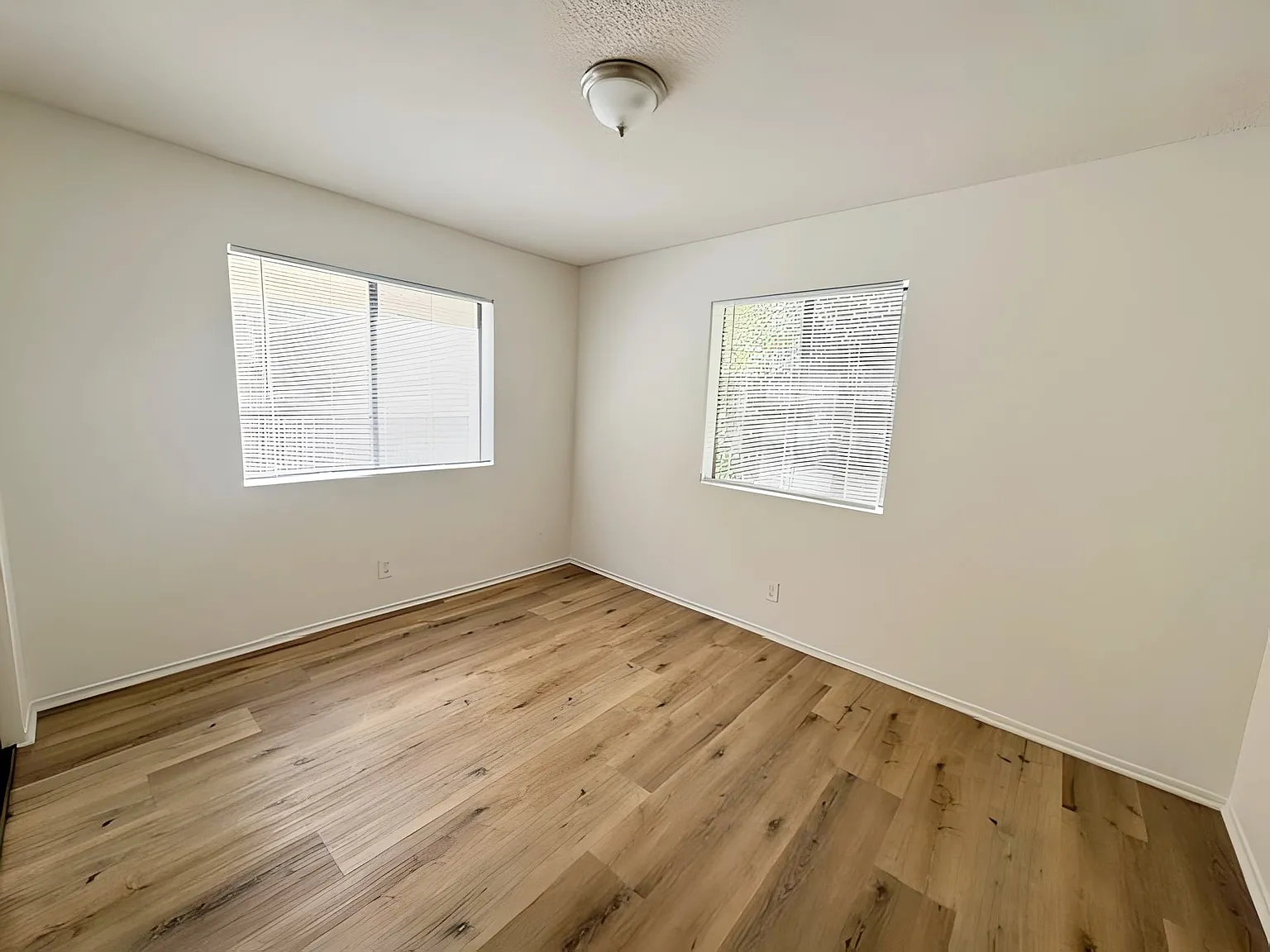 1 bed, $2,095 — Photo 2