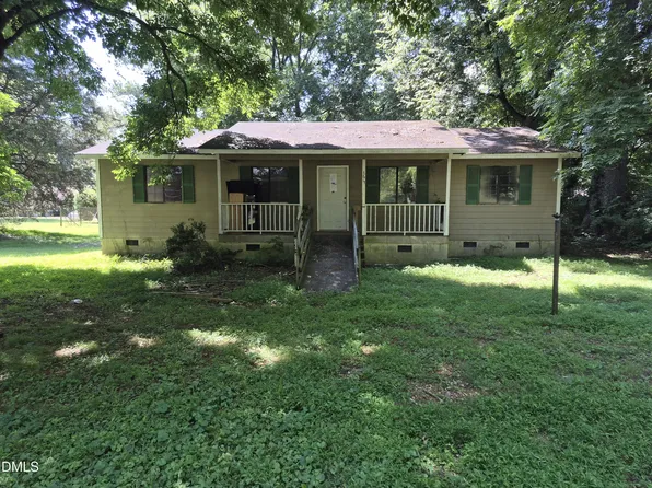 164 E Cornwallis St, Pittsboro, NC 27312