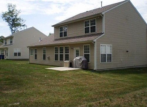 3rd image of 7241 Jeanne Dr