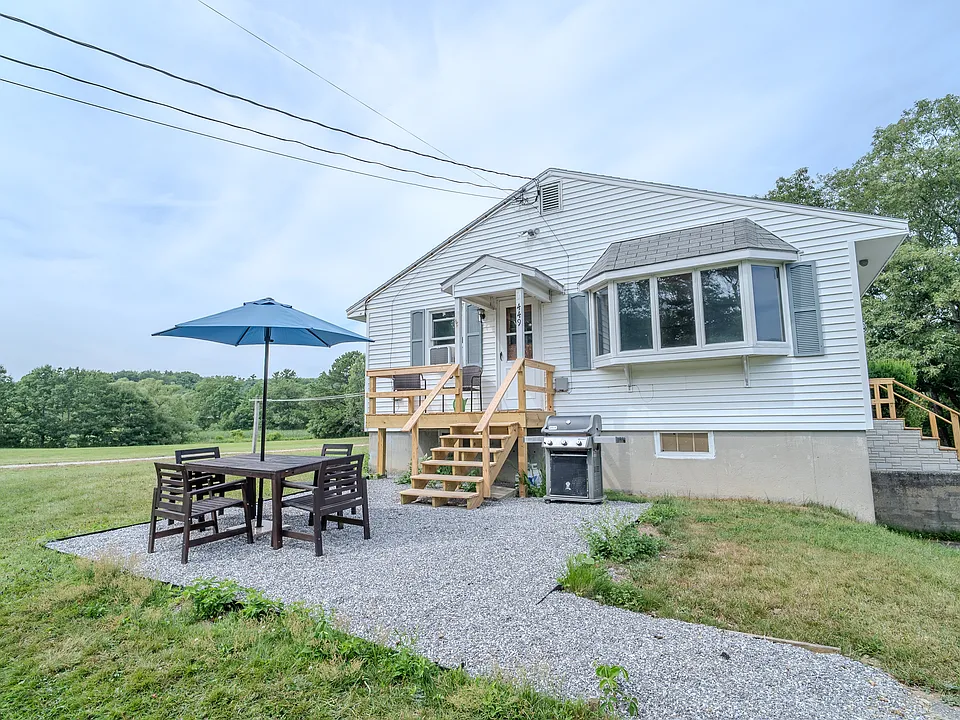 449 Bath Rd