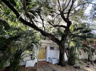 1626 NE 146th St, Miami, FL 33181