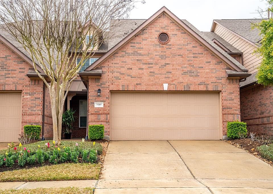 1st image of 1302 Glenwood Canyon Ln