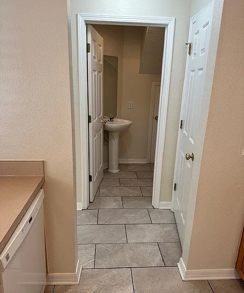 218 Draw Bridge Ln — Photo 11