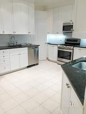 Rented by ONE Manhattan Real Estate | media 40