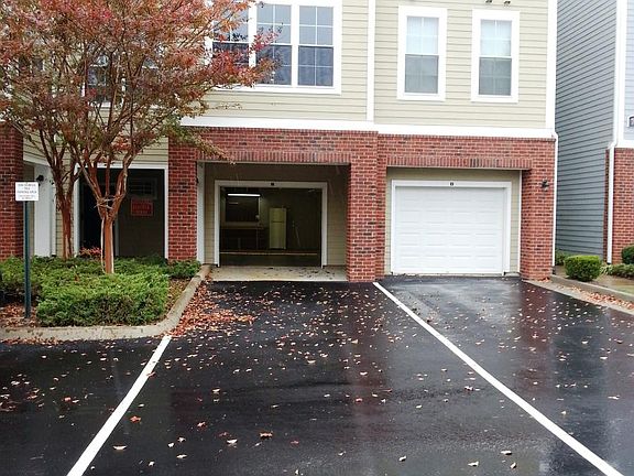 359 sqft GARAGE with long driveway