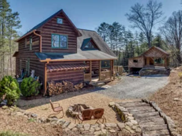 85 Johns Pass, Mineral Bluff, GA 30559