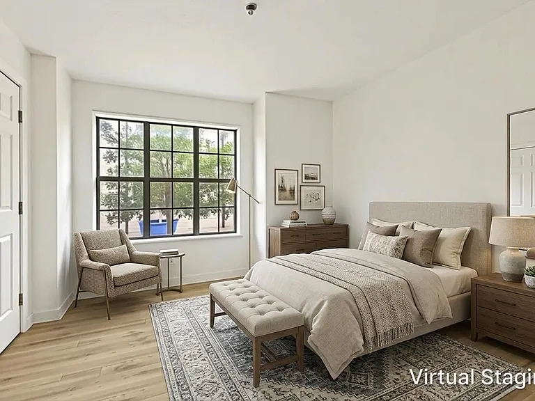 3901 Travis St #102 — Photo 7