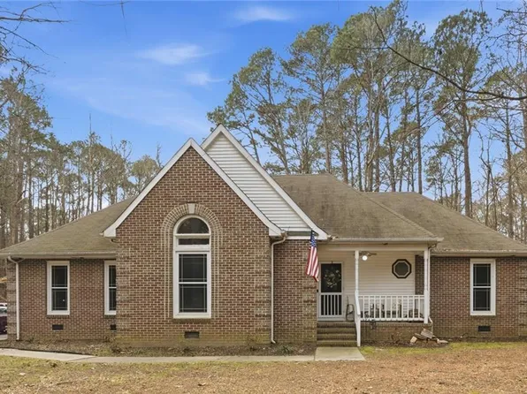 4404 Bufflehead Dr, Gloucester, VA 23061