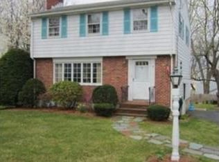 19 Homestead St, Lexington, MA 02421