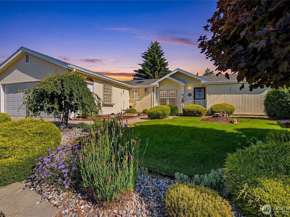 1st image of 1808 Heritage Drive