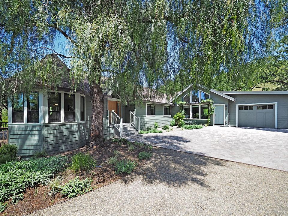 1st image of 1575 Fox Ridge Road