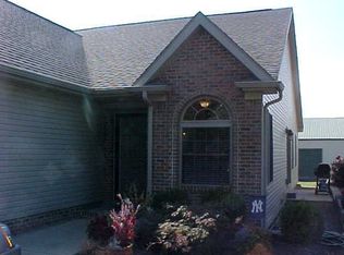 37 Ridgewood Island Ct, Madisonville, KY 42431