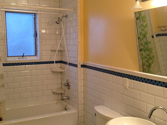 Large Bathroom with double sinks