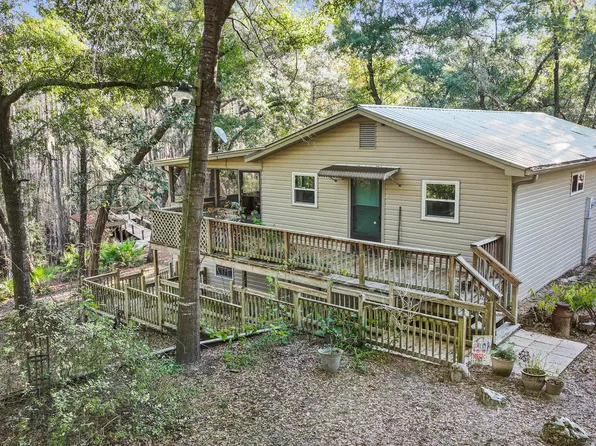 4679 Moss Hill Rd, Chipley, FL 32428