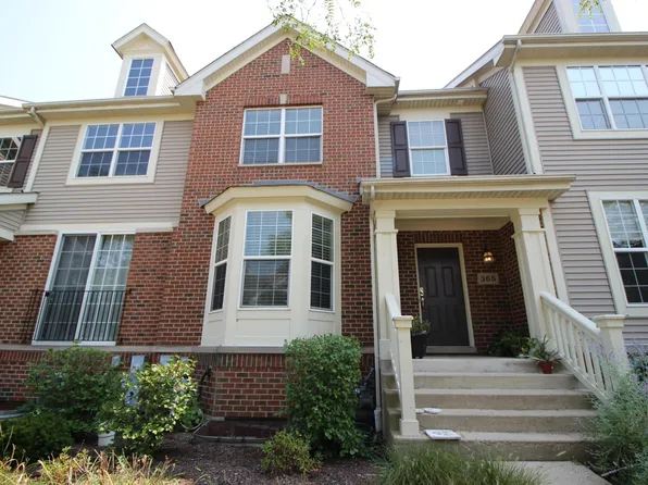 365 Bradbury Ln, Bartlett, IL 60103