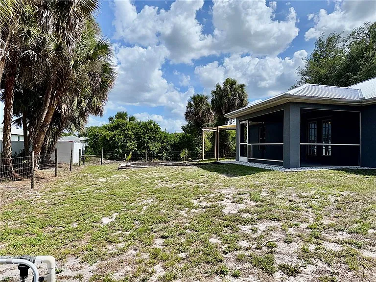 6016 Lindbrook Ave — Photo 41