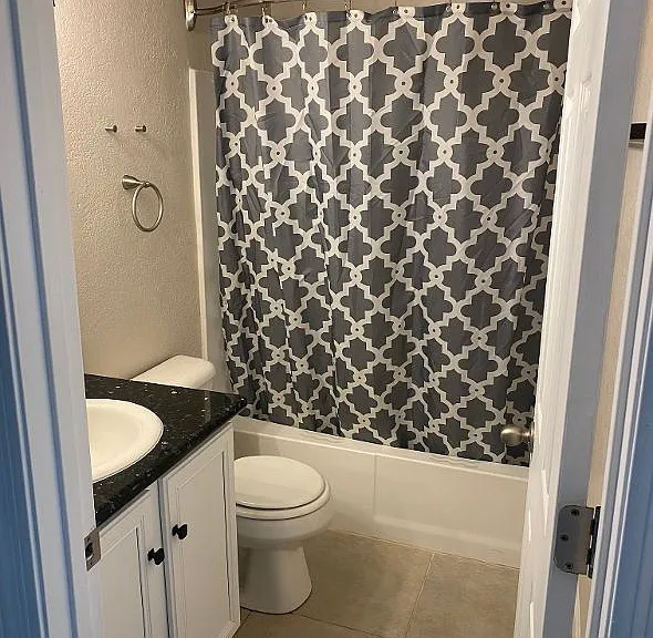 740 W Elm St #257 — Photo 16