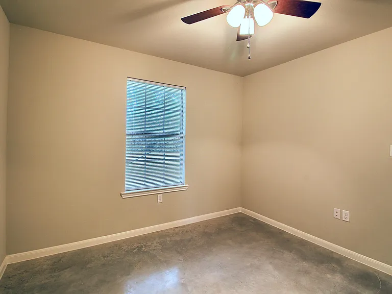 Stubblefield Park Apartments — Photo 8