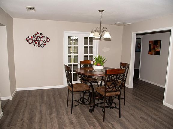 4th image of 120 Wilson Way